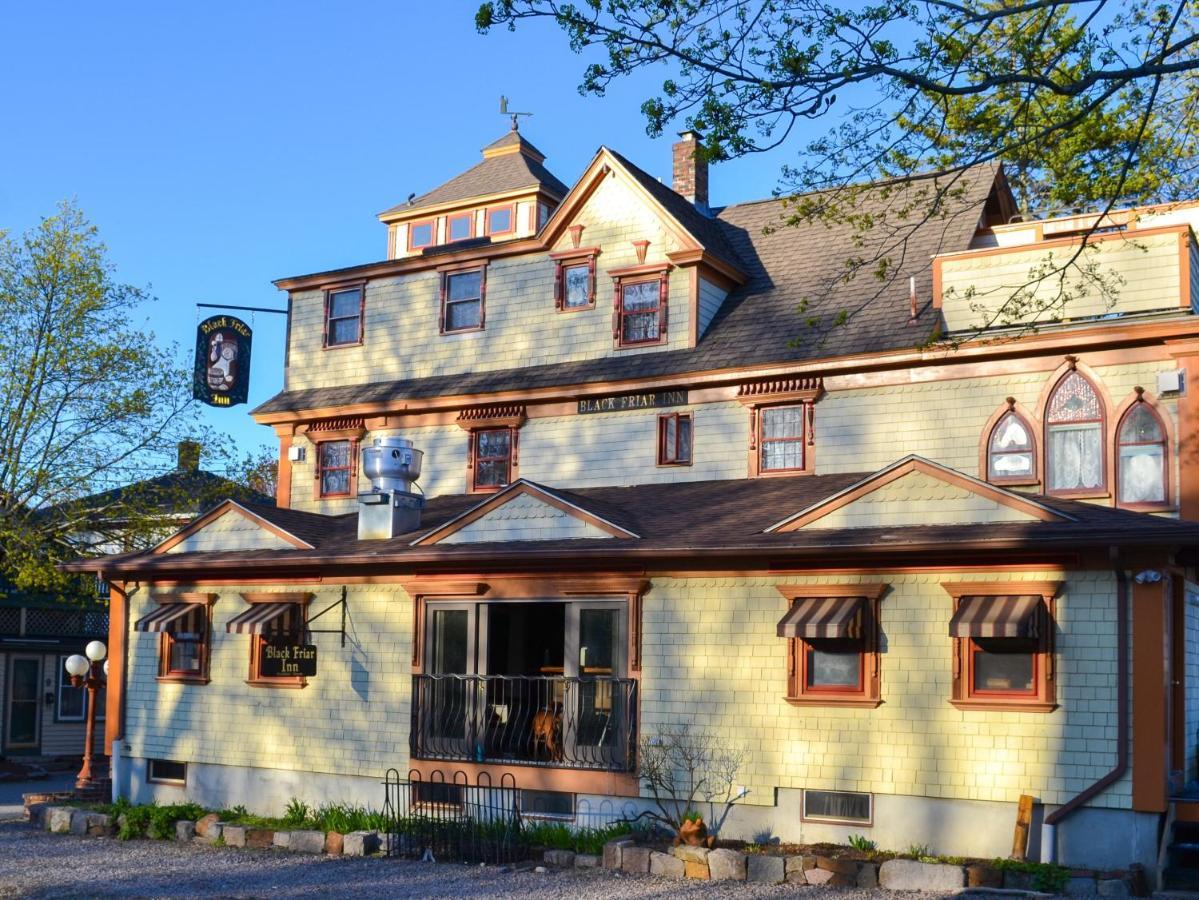 Black Friar And Pub Bar Harbor